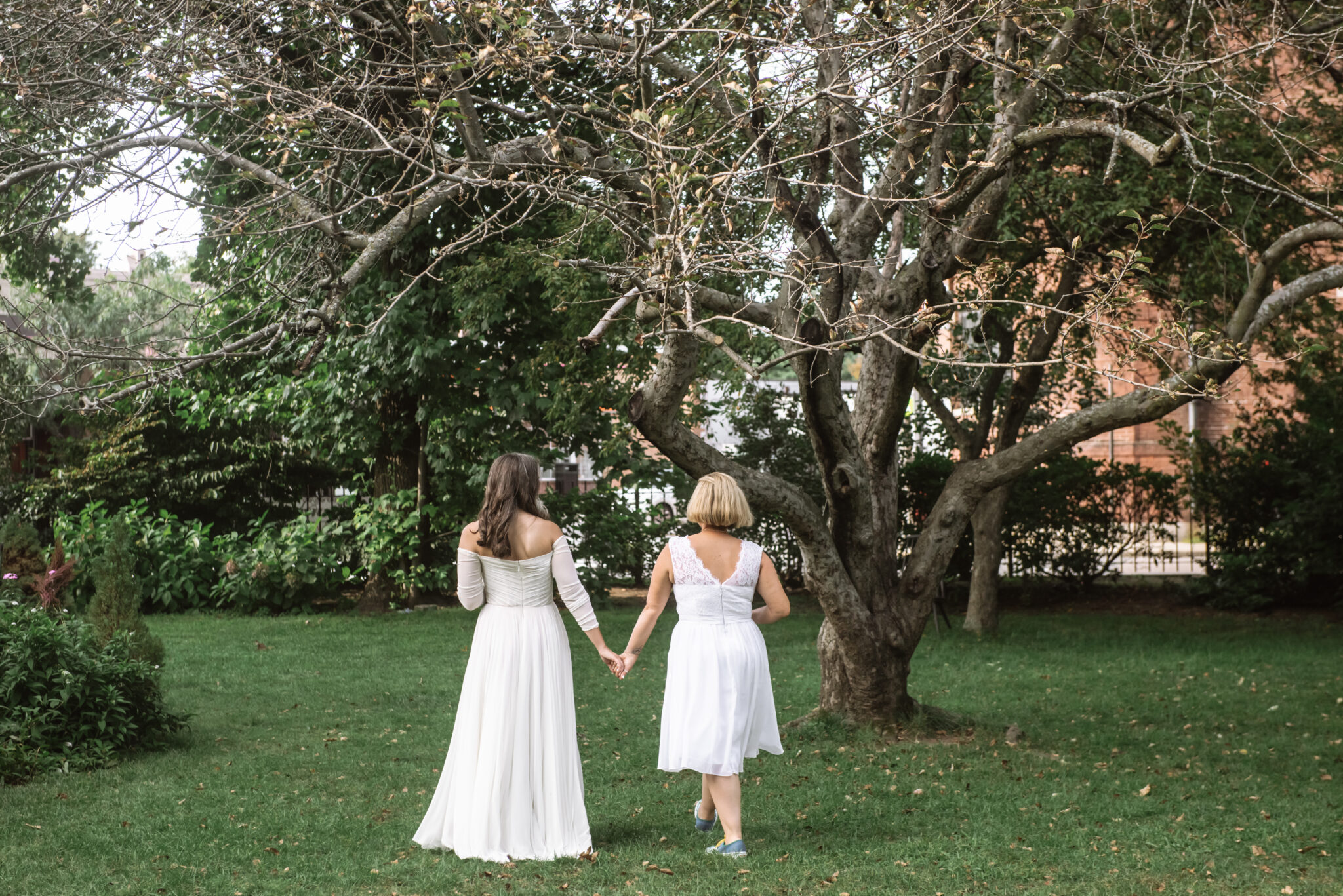 A Loring Greenough House Intimate Queer Wedding Chicago Intimate